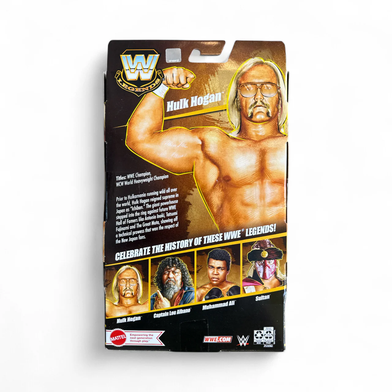 Signed WWE Elite Collection Series 22 Hulk Hogan Ichiban Action Figure - Image 2