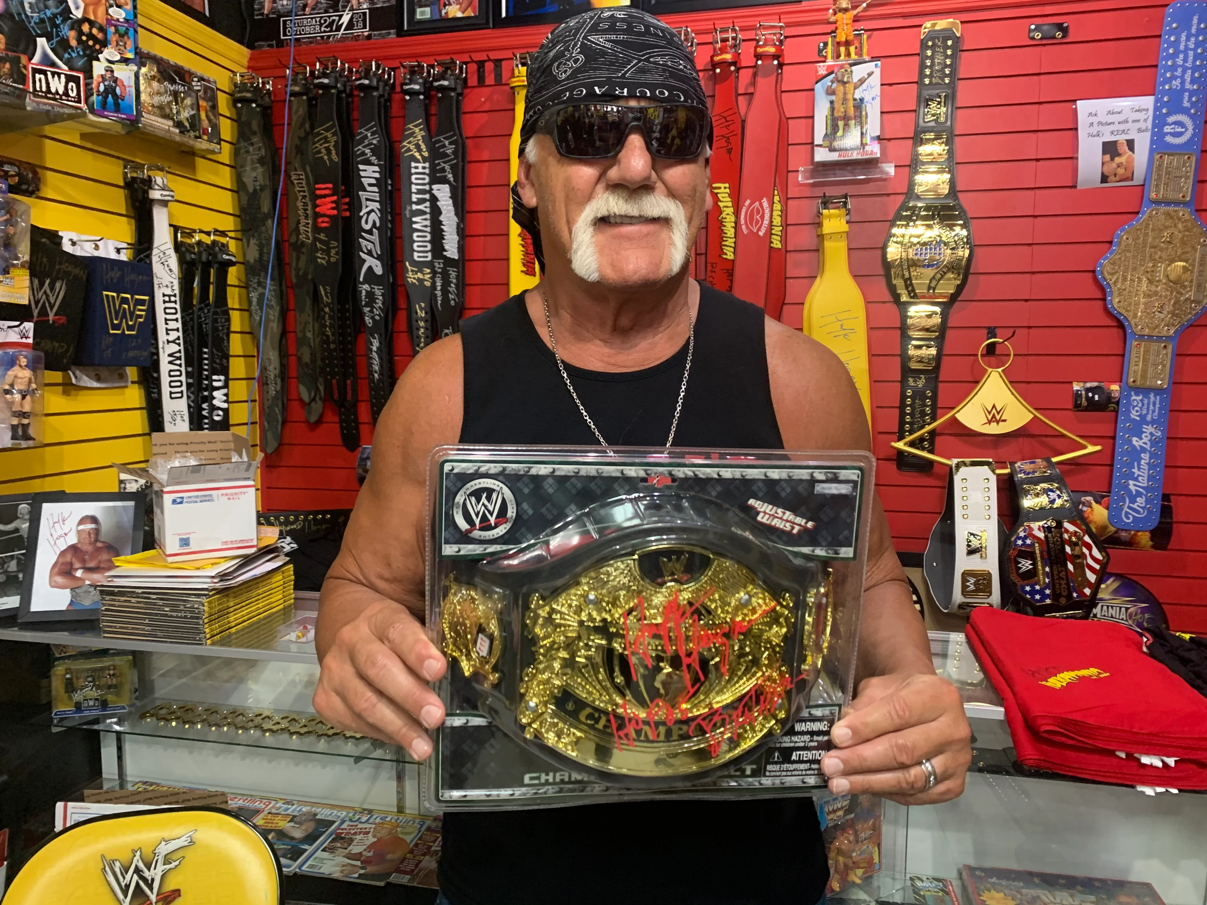 WWE Rare Undisputed Championship Belt SIGNED Adjustable Waist - Image 3